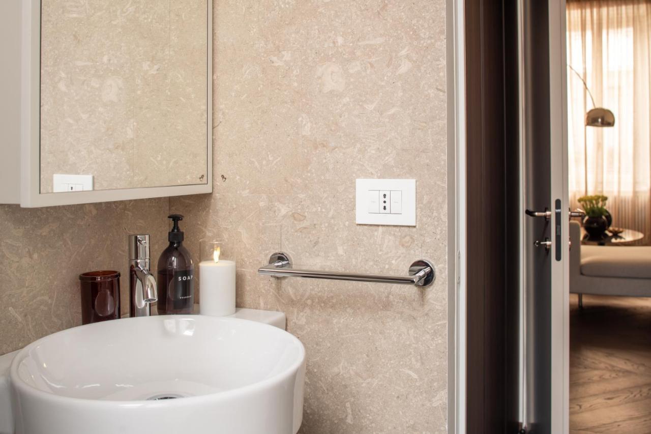 Sant'Ambrogio Luxury Apartment R&R ميلان المظهر الخارجي الصورة